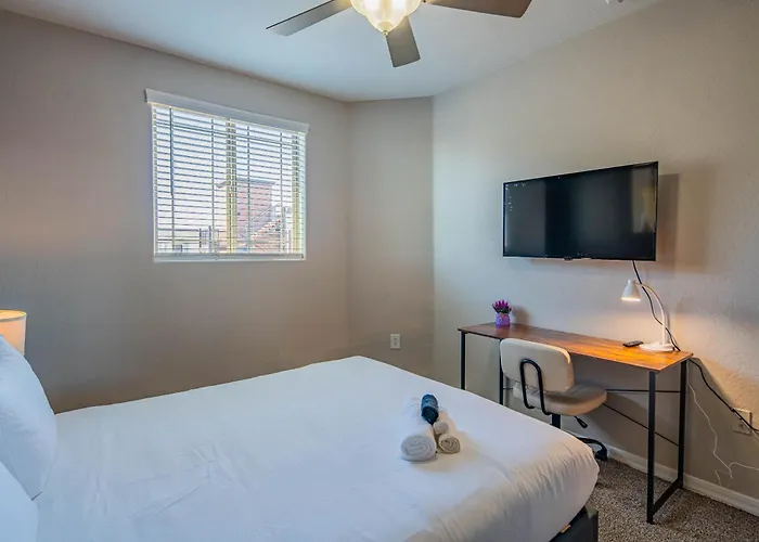 Apartment Modern 2bd - Asu - Sloan Pk - Wd - Parking - Sleeps 8 *