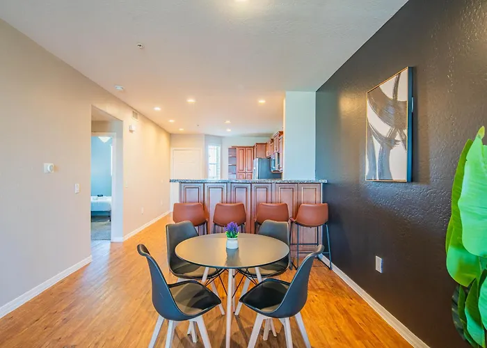 Modern 2bd - Asu - Sloan Pk - Wd - Parking - Sleeps 8 * Tempe