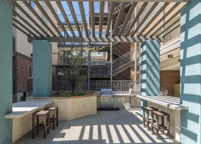 Apartment Modern 2bd - Asu - Sloan Pk - Wd - Parking - Sleeps 8 *